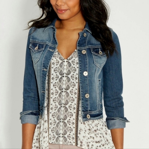 Maurices Jackets & Blazers - Maurices Crop Jean Jacket size 0X / XL